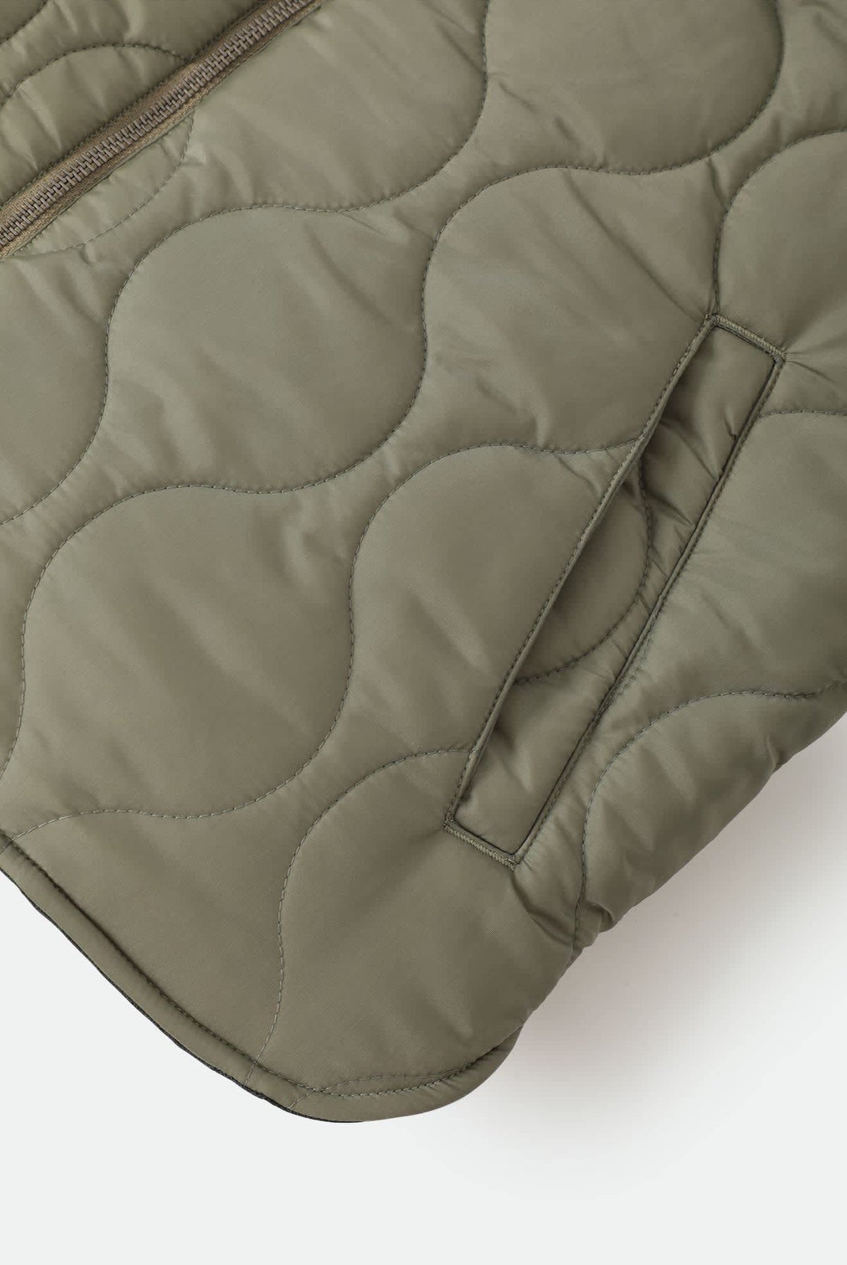 Men's Builders Abraham Reversible Vest in the color Black/Olive Surplus - Additional Laydown image