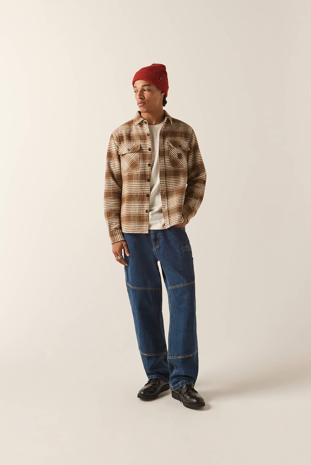 Men's Bowery Heavyweight Flannel in the color Pinecone Brown/Whitecap - Additional Fit image