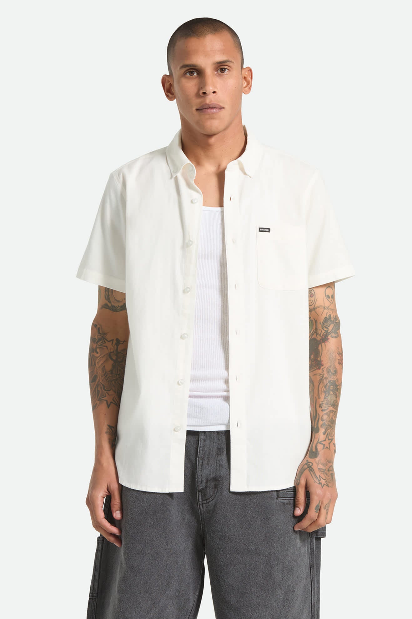 Men's Sanford Oxford Short Sleeve Shirt in the color Off White - Men's Front View