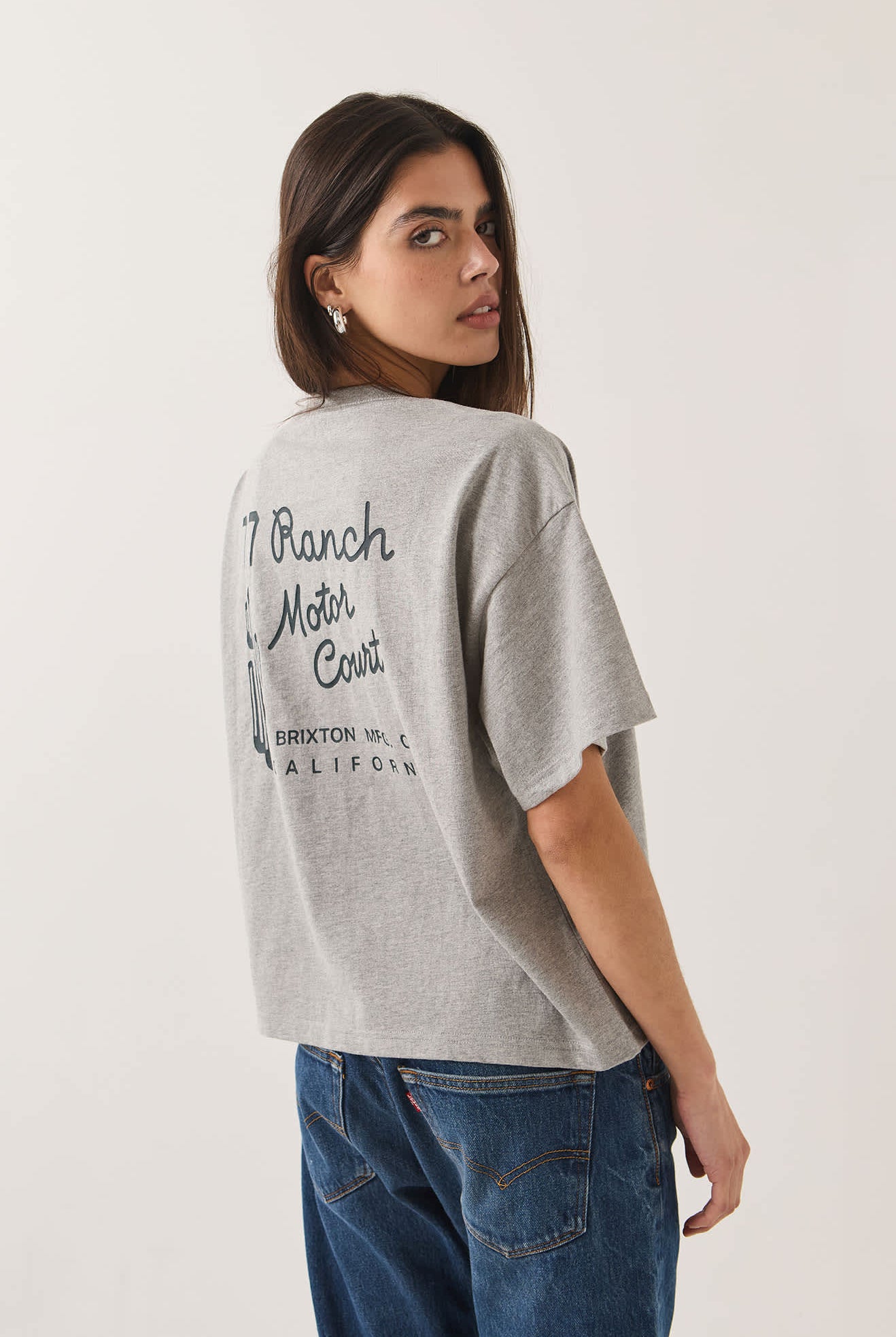 Women's Ranch Motor Court Boxy Crop Top in the color Heather Grey - Additional Fit image