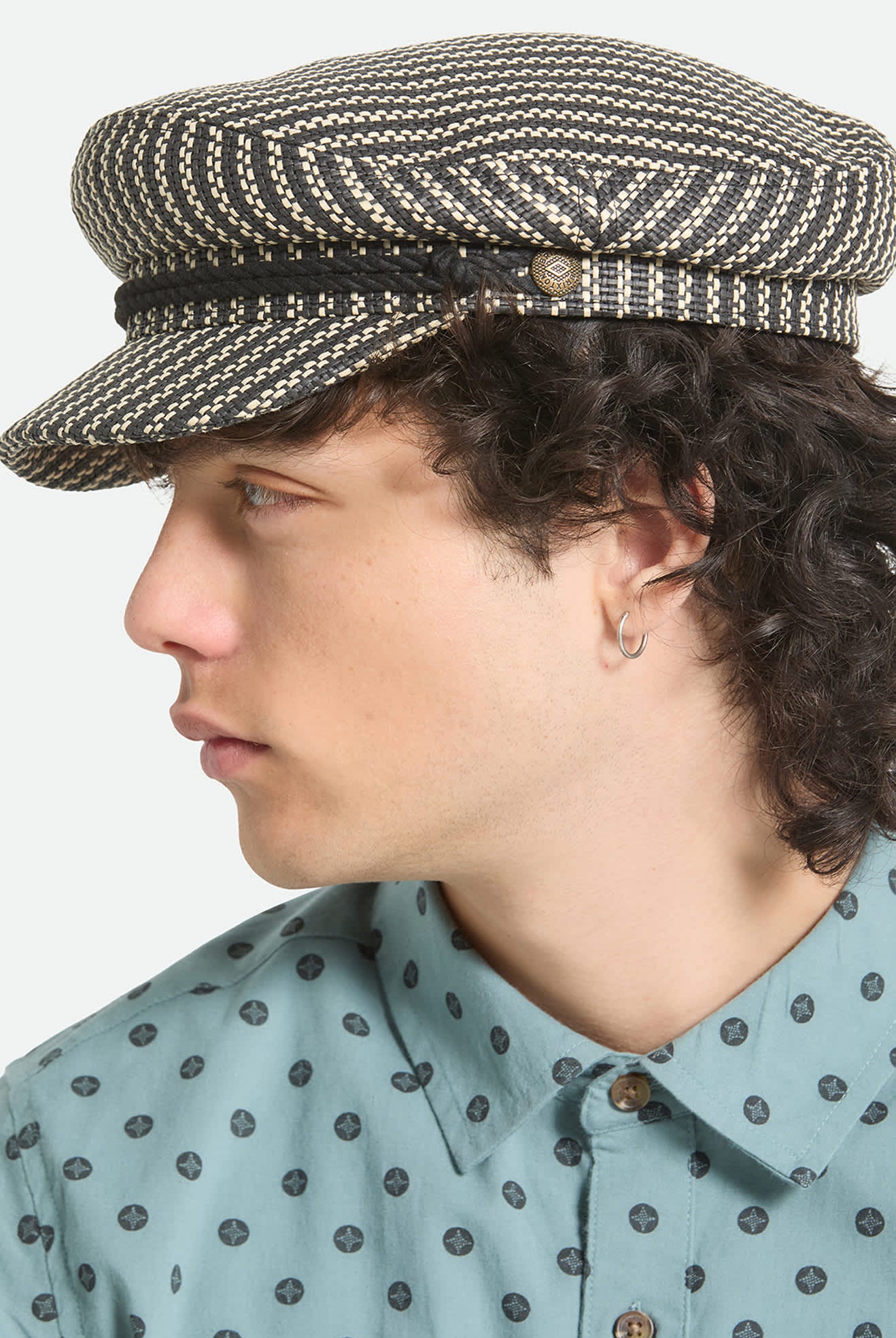 Unisex Fiddler Lightweight Fisherman Cap in the color Black/Natural Straw - Additional Fit image