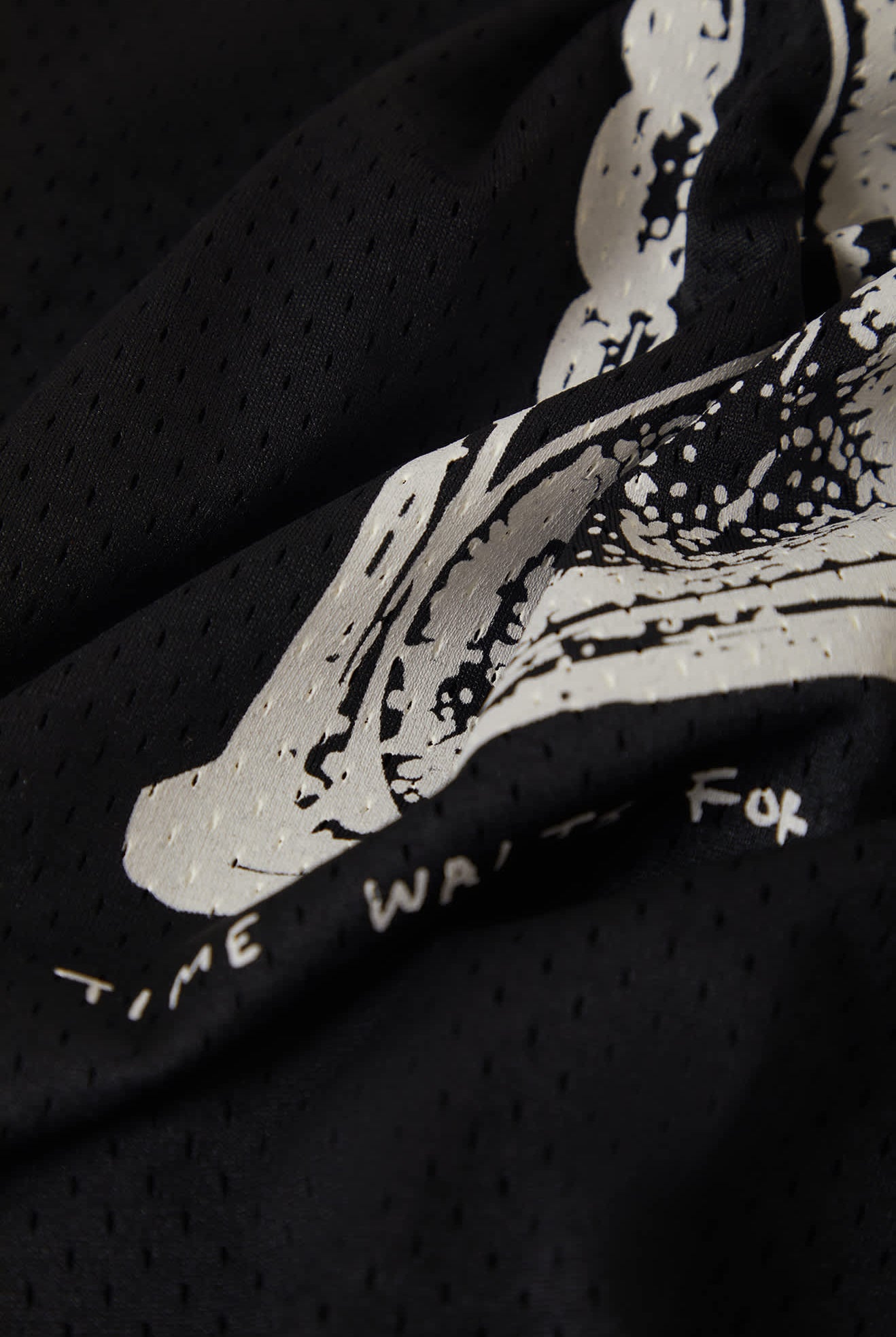 Men's Baggy Mesh Practice Jersey in the color Black/White Chippa - Additional Laydown image