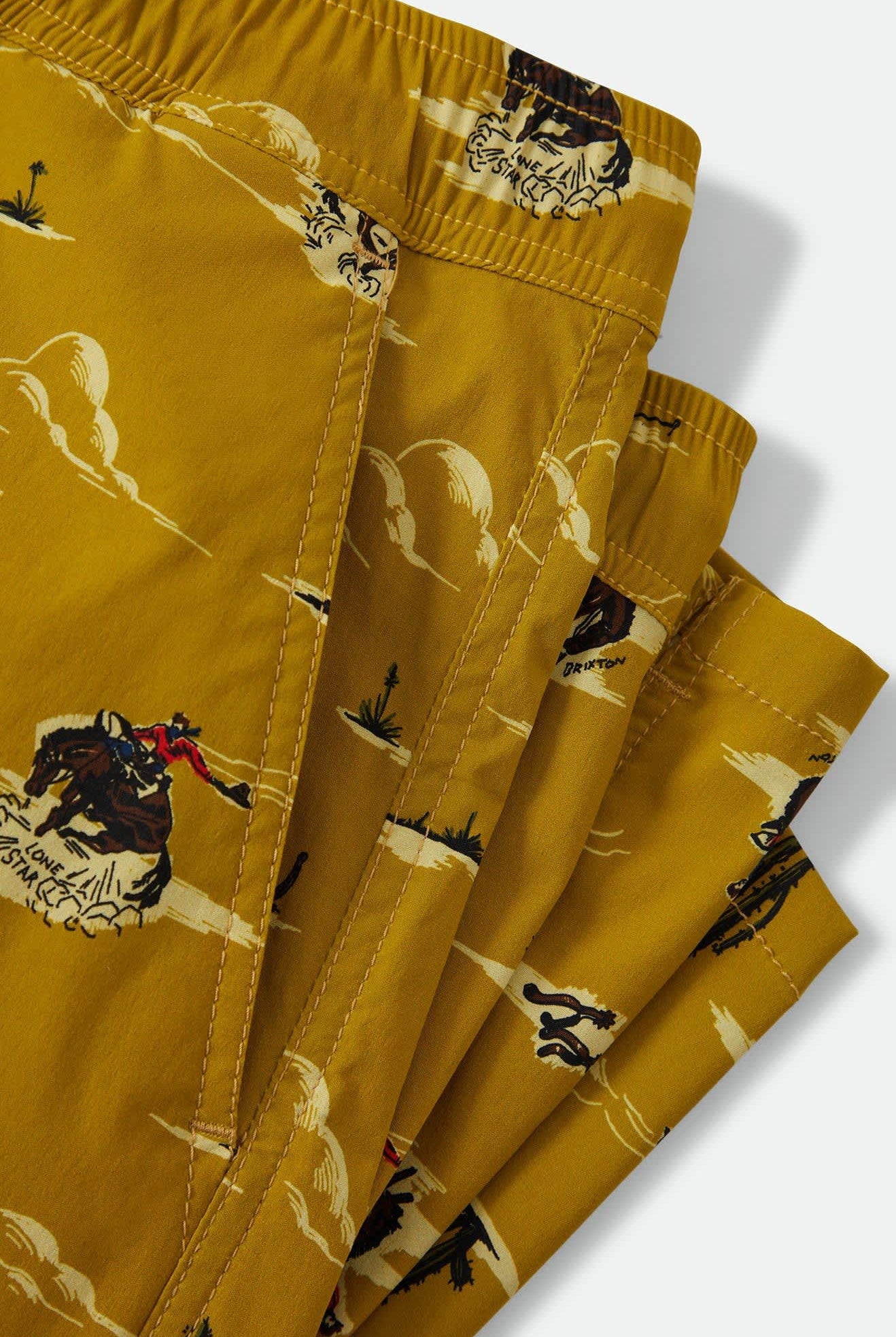 Men's Everyday Stretch Hybrid Short 7" in the color Texas Gold Lone Star - Additional Laydown image