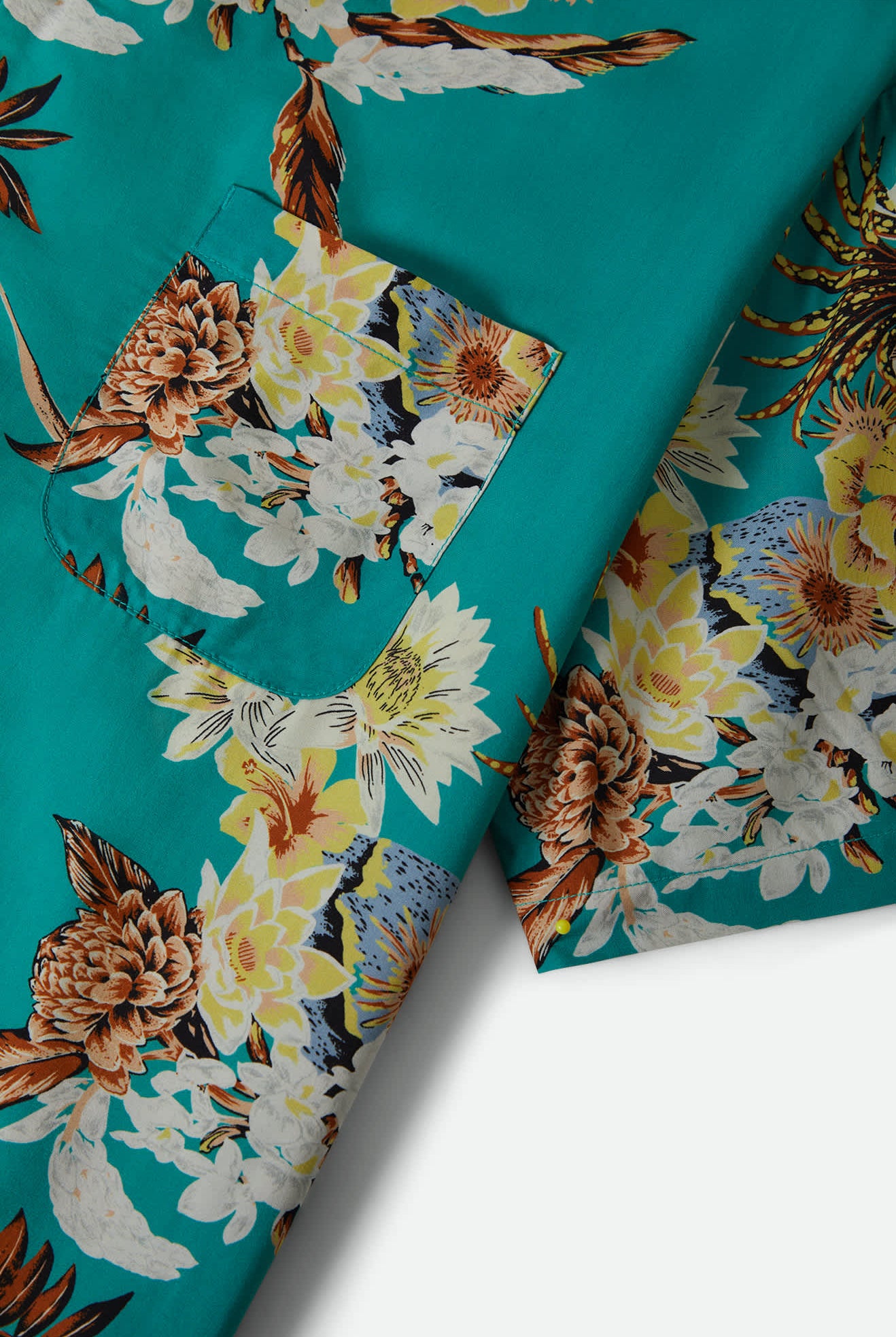 Men's Bunker Vacation Short Sleeve Camp Collar Shirt in the color Retro Green - Additional Laydown image