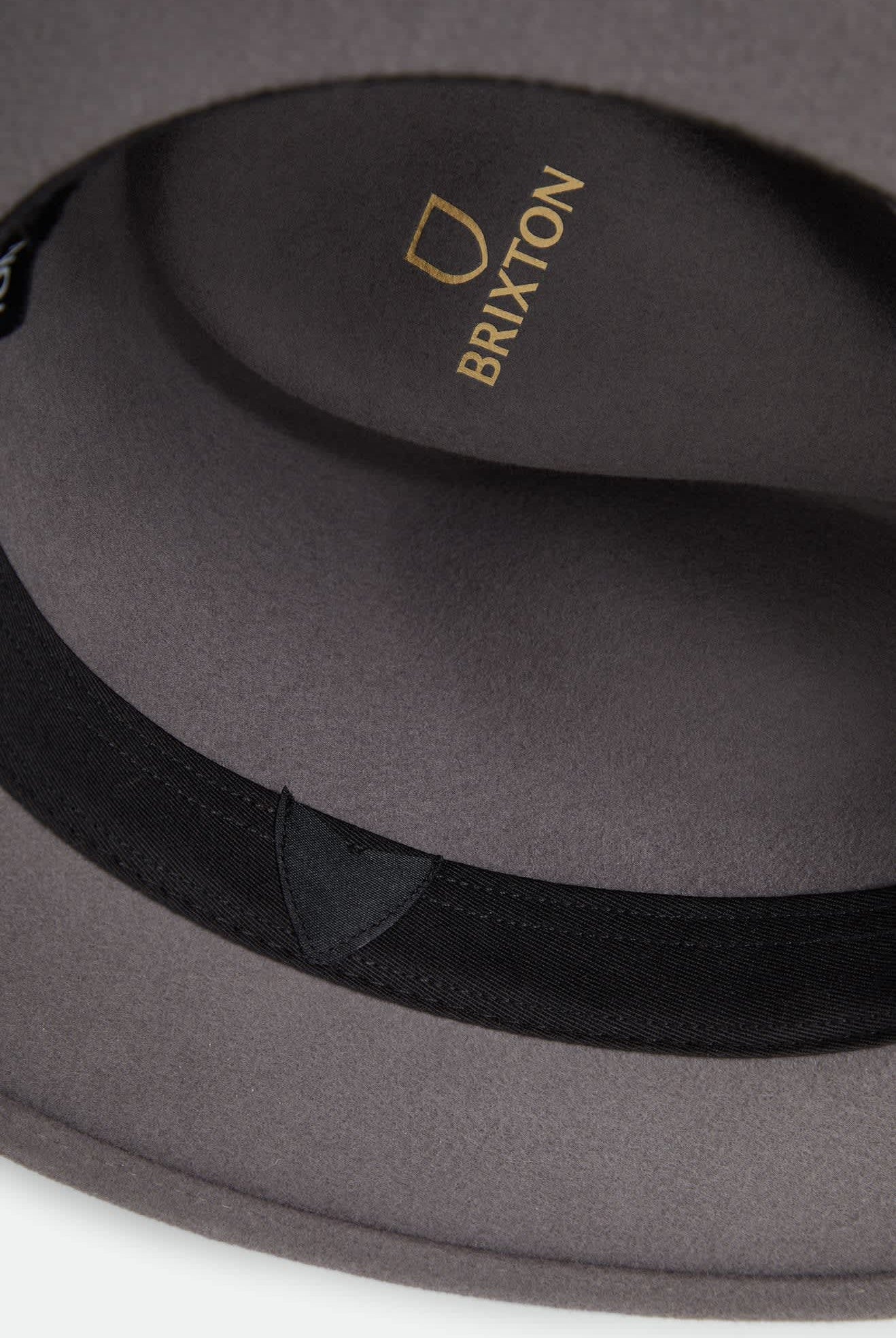 Unisex Messer Fedora in the color Grey/Grey - Additional Laydown image