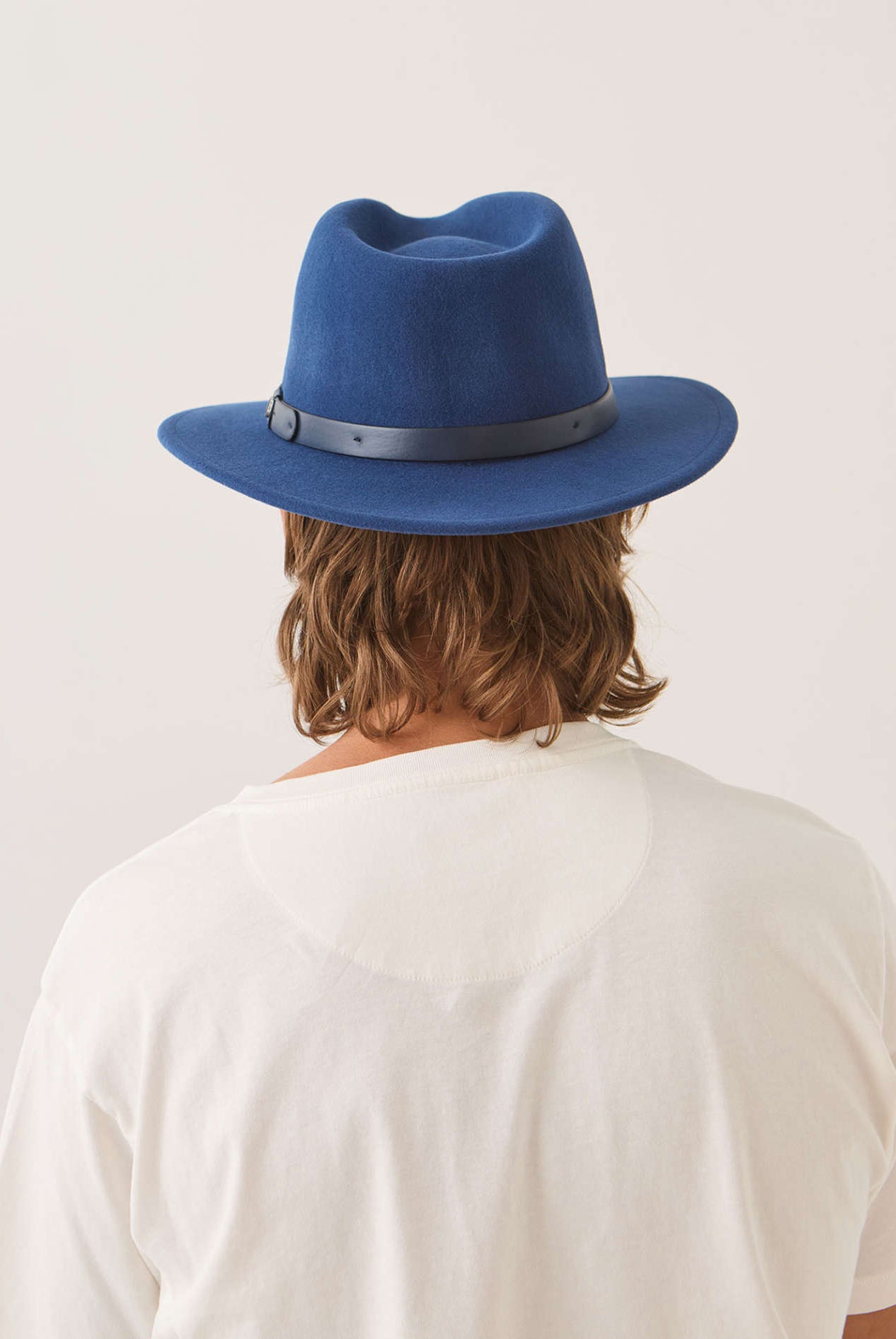 Unisex Messer Fedora in the color Classic Navy - Men's Back View
