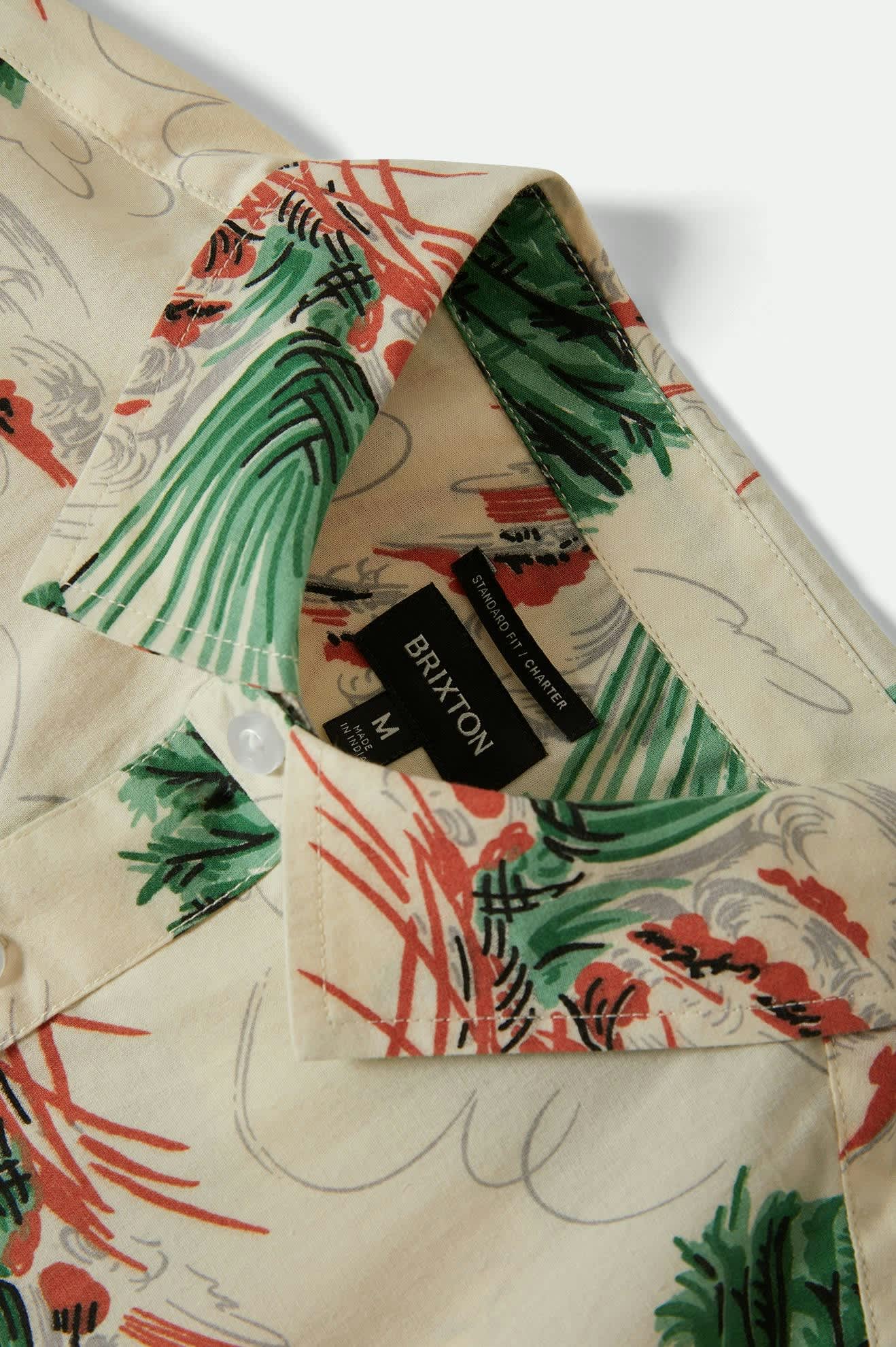 Men's Charter Print S/S Shirt in the color Vintage Palm Print - Additional Laydown image