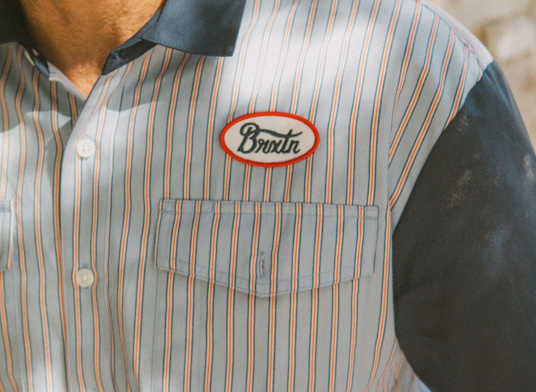 Men's Builders Olson Short Sleeve Shirt in Blue Aura Stripe – Brixton