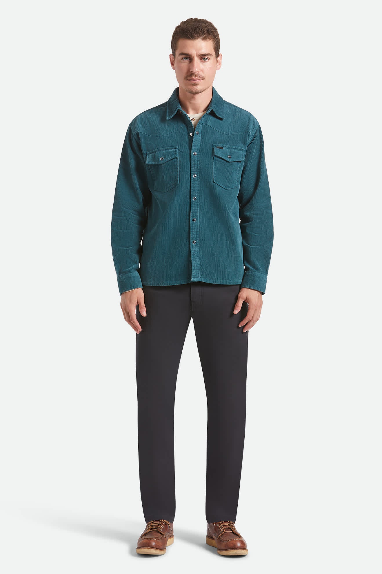 Men's New West Relaxed Overshirt in the color Night Sage Corduroy - Additional Fit image