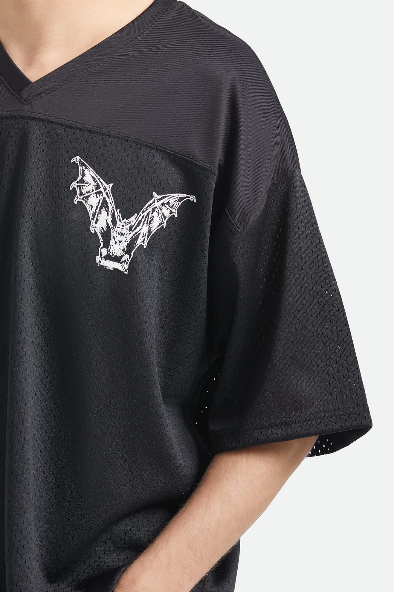 Men's Baggy Mesh Practice Jersey in the color Black/White Chippa - Additional Fit image