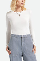 Women's Carefree Organic Garment Dye Slim L/S T-Shirt in the color Off White - Women's Front View