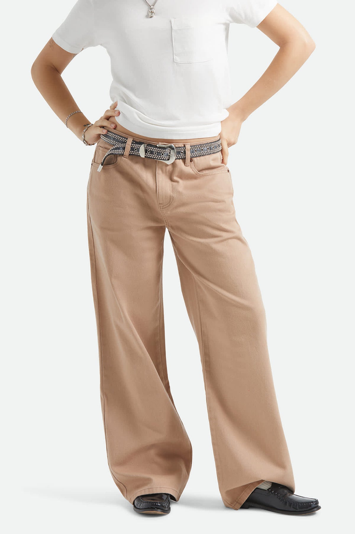 Women display picture 1