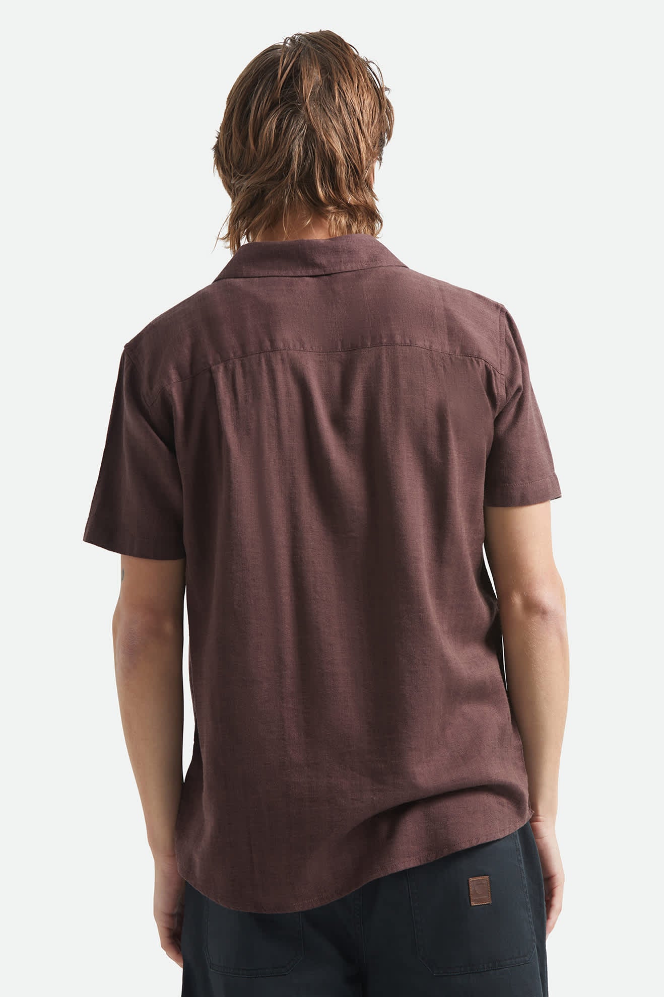 Men's Charter Slub Short Sleeve Shirt in the color Chocolate - Men's Back View