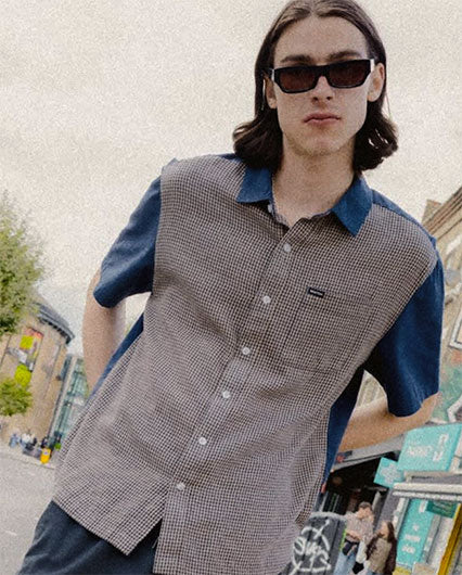 Men's The Breezy Wayne Short Sleeve Shirt in Blue Multi Plaid
