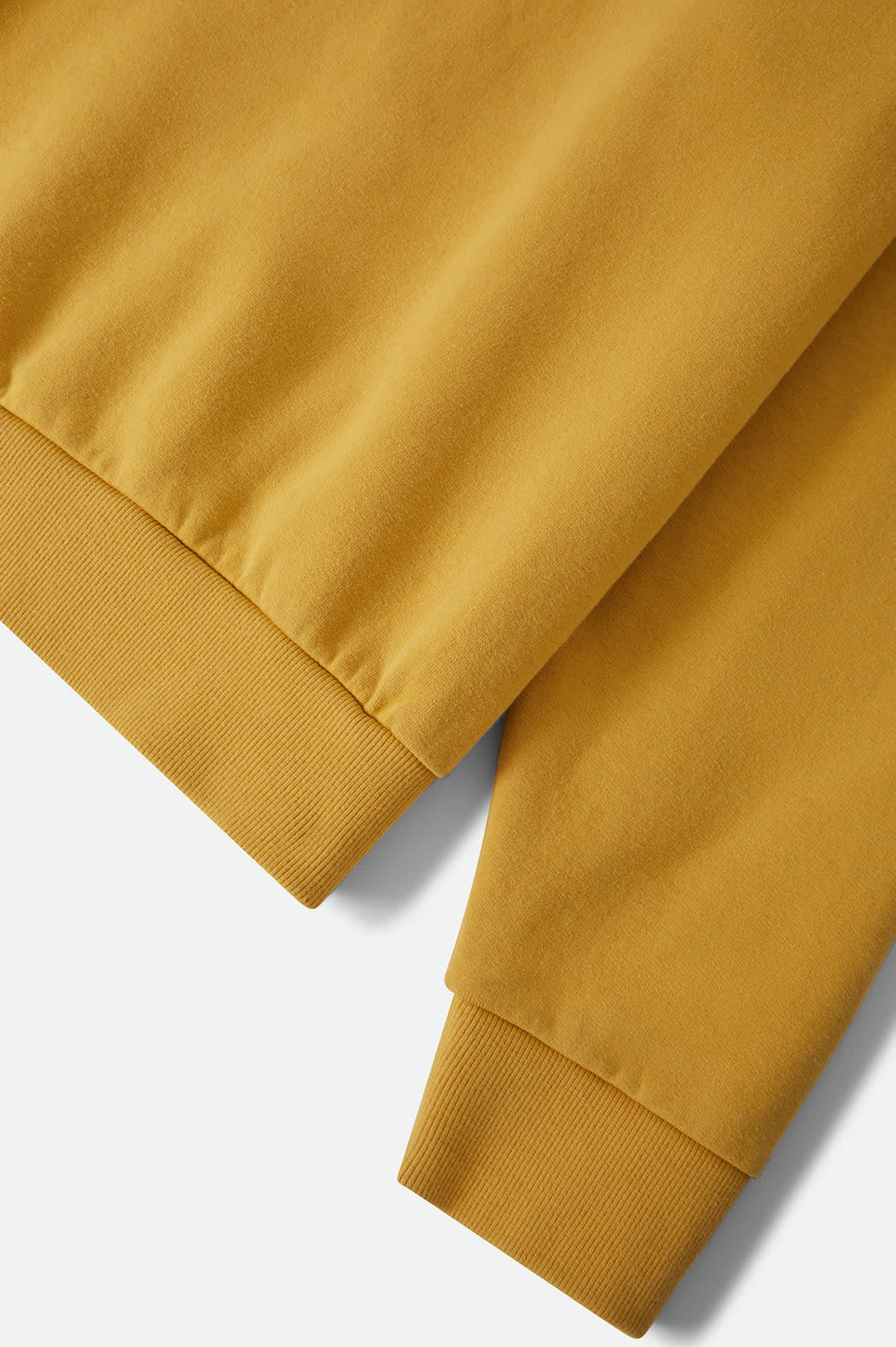 Men's Brixton Baseline Crew Fleece in the color Dusted Ochre Vintage Wash - Additional Laydown image