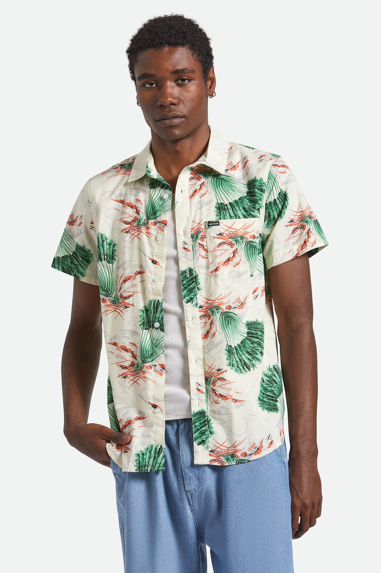 Men's Charter Print S/S Shirt in the color Vintage Palm Print - Men's Front View