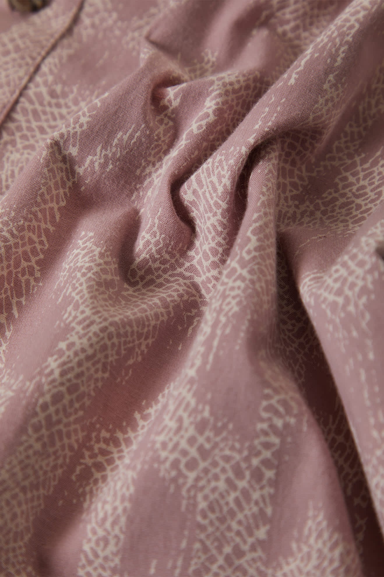 Men's Charter Print Short Sleeve Shirt in the color Dark Pink/Silver Crackle Paint - Additional Laydown image