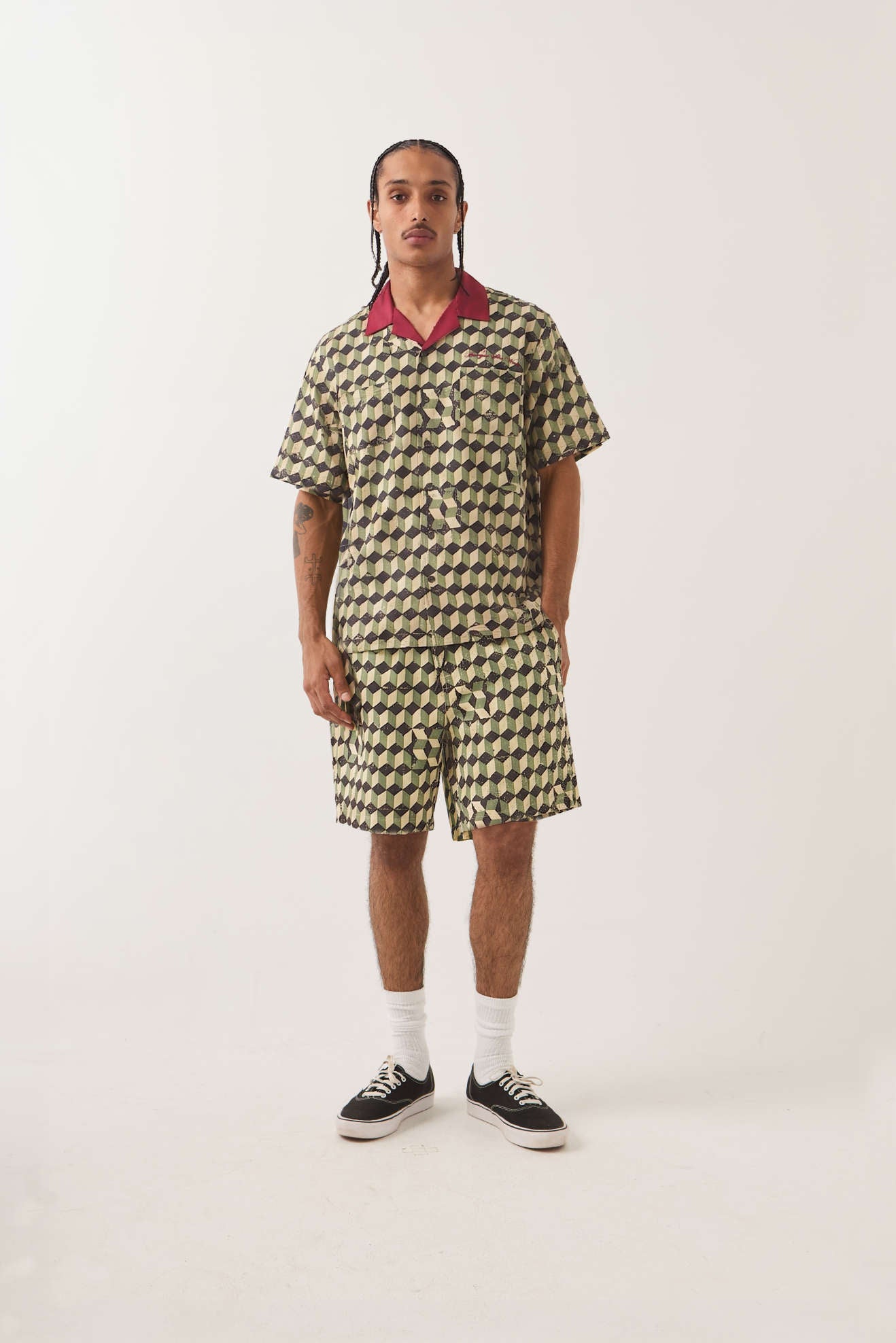 Men's Burger She Wrote Shirt in the color Black/Green Tile - Additional Fit image