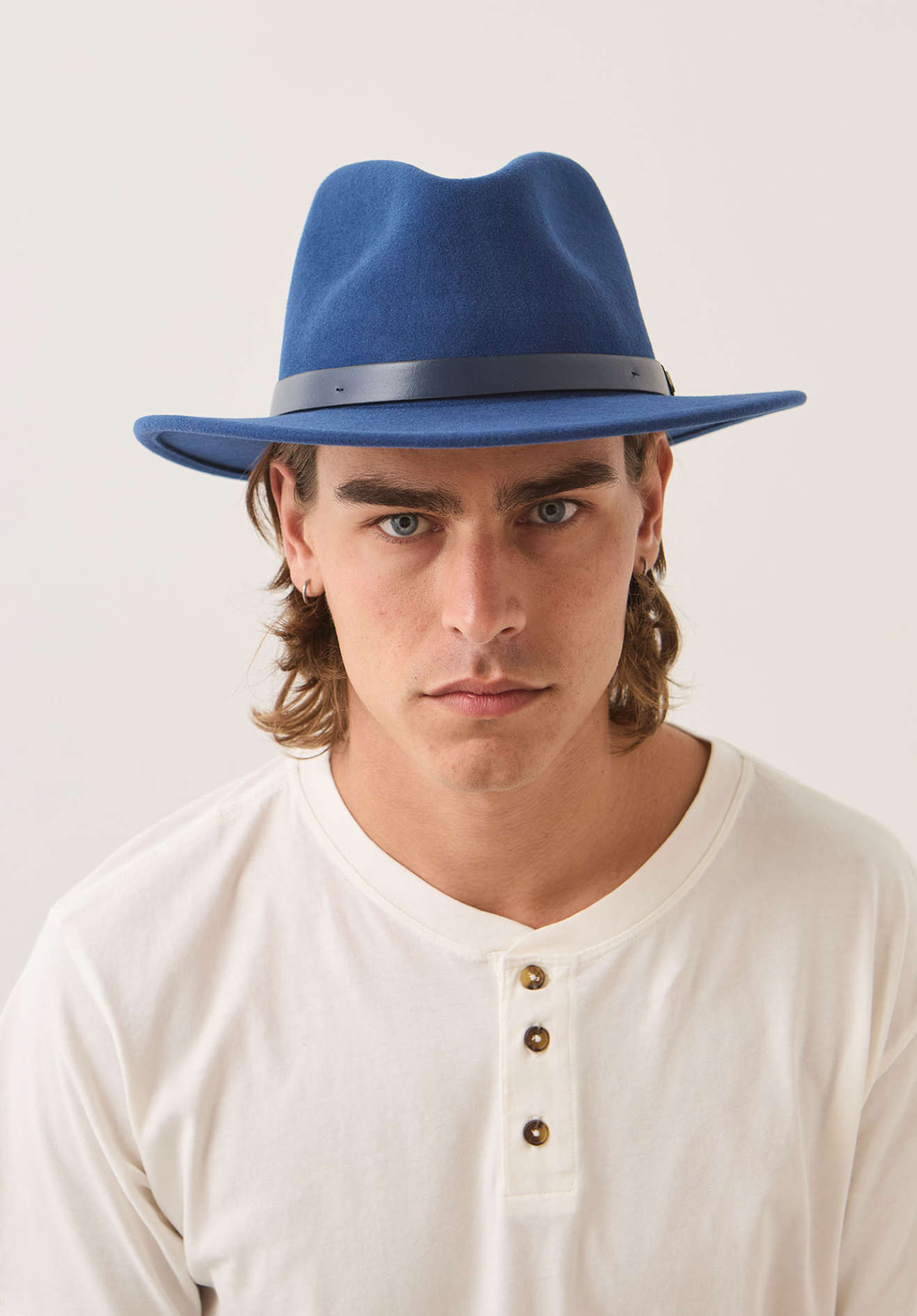 Unisex Messer Fedora in the color Classic Navy - Men's Front View