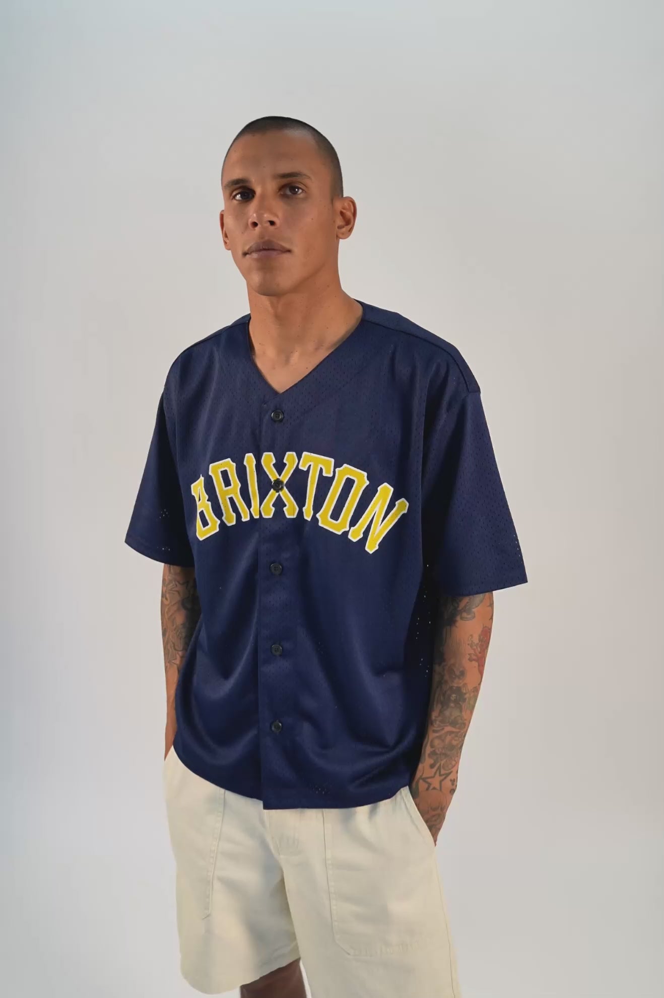 Men's The Brixton Mesh Short Sleeve Baseball Jersey in Washed Navy