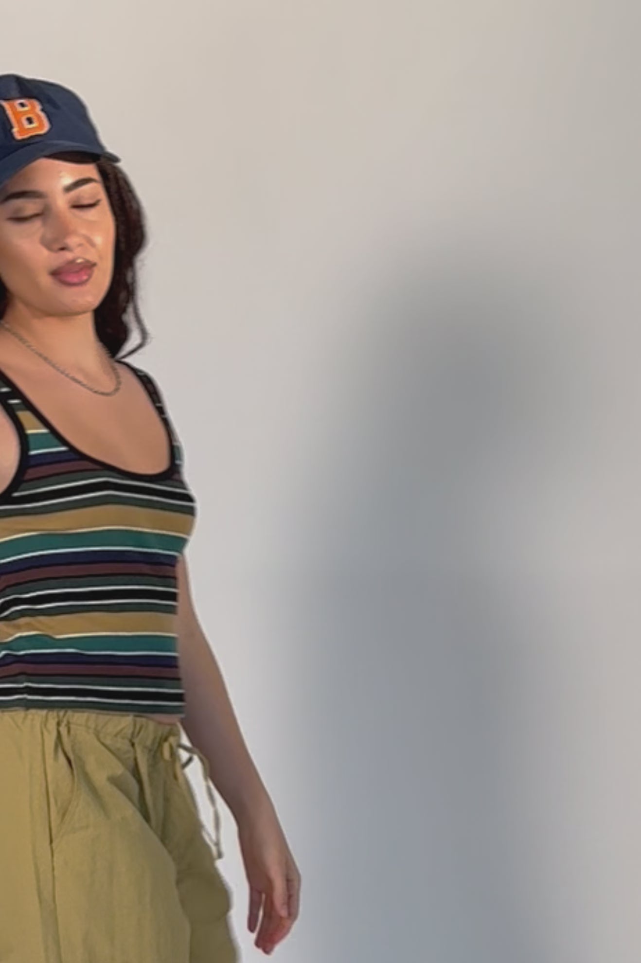 Women's The Jett Lightweight Cargo Wide Leg Pant in Olive Stone