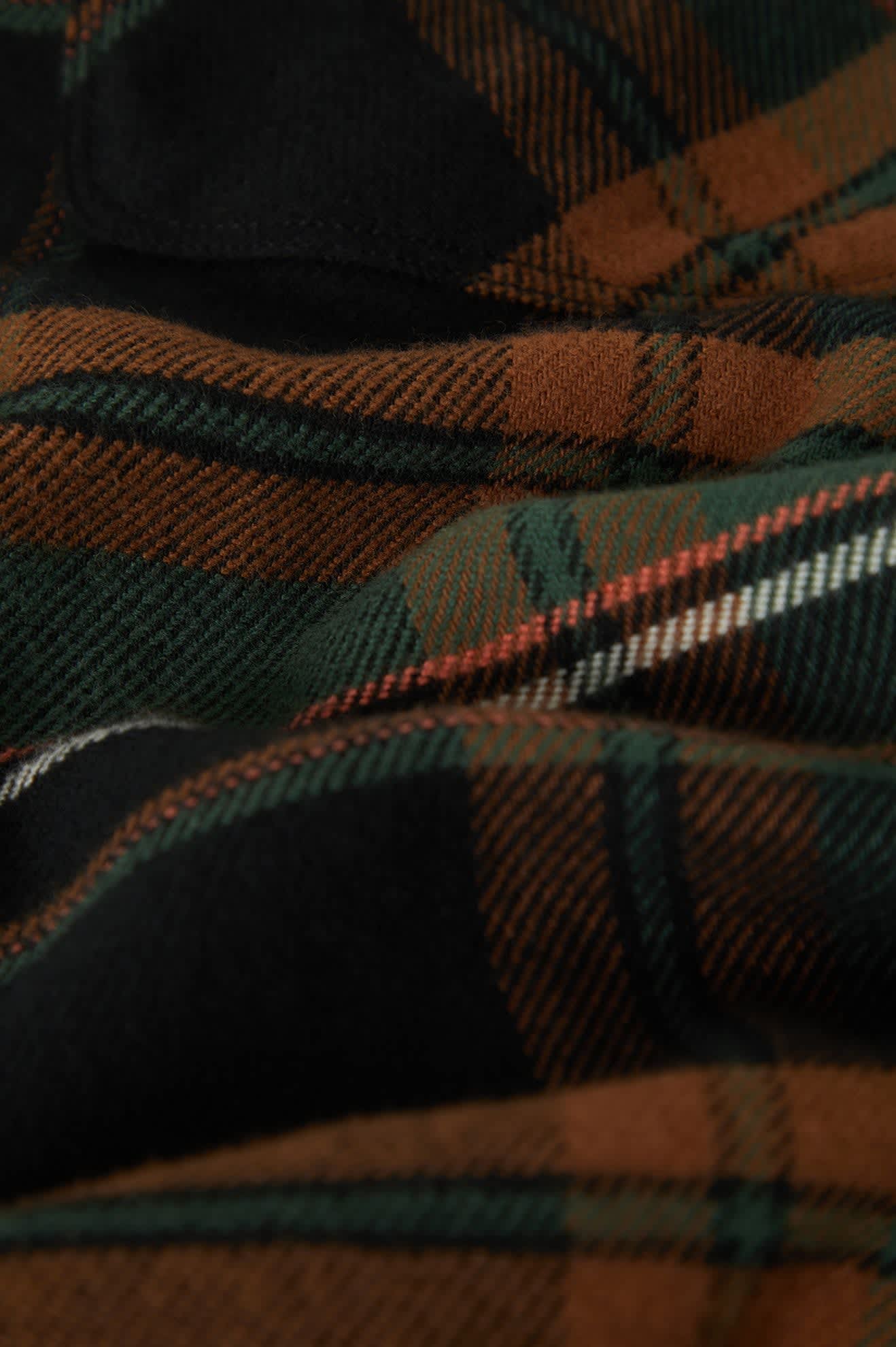 Men's Bowery Flannel in the color Black/Pine Needle - Additional Laydown image