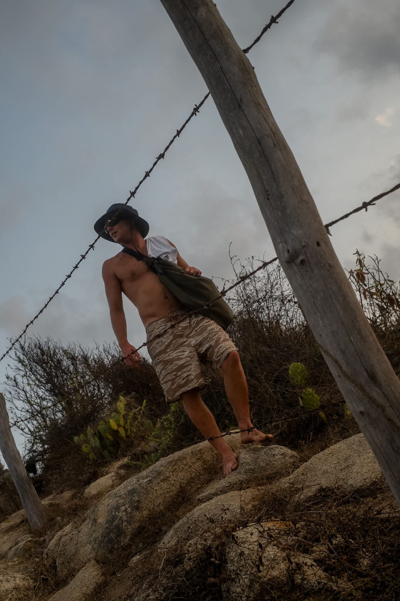 Men's Journey Active Short in the color Desert Tiger Camo - Men's Lifestyle image