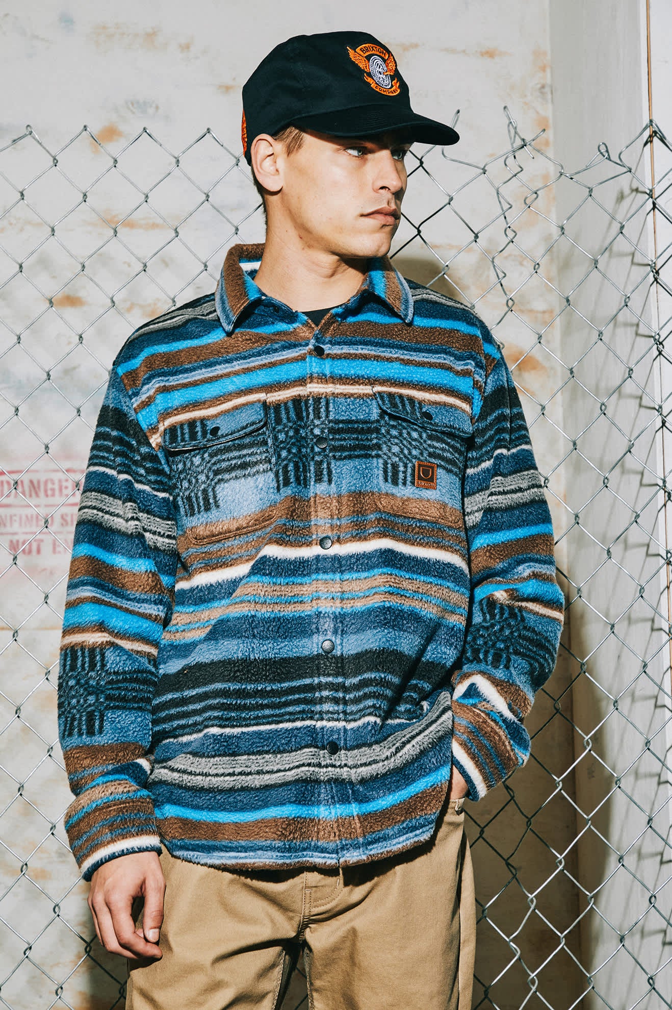 Unisex Payson Snapback in the color Black - Men's Lifestyle image