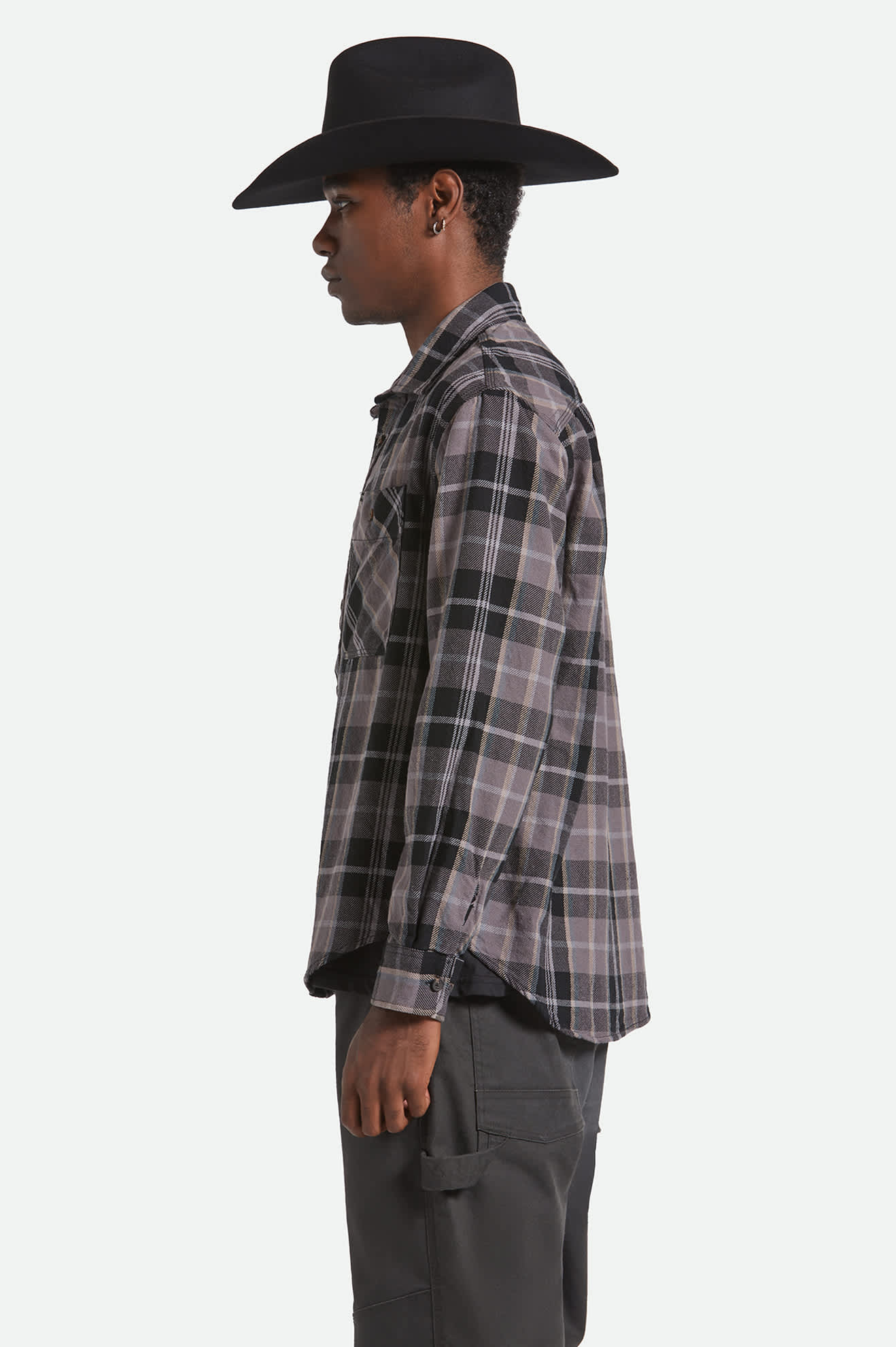 Men's Vintage Wash Flannel in the color Black/Charcoal Beige/Slate - Men's Side View