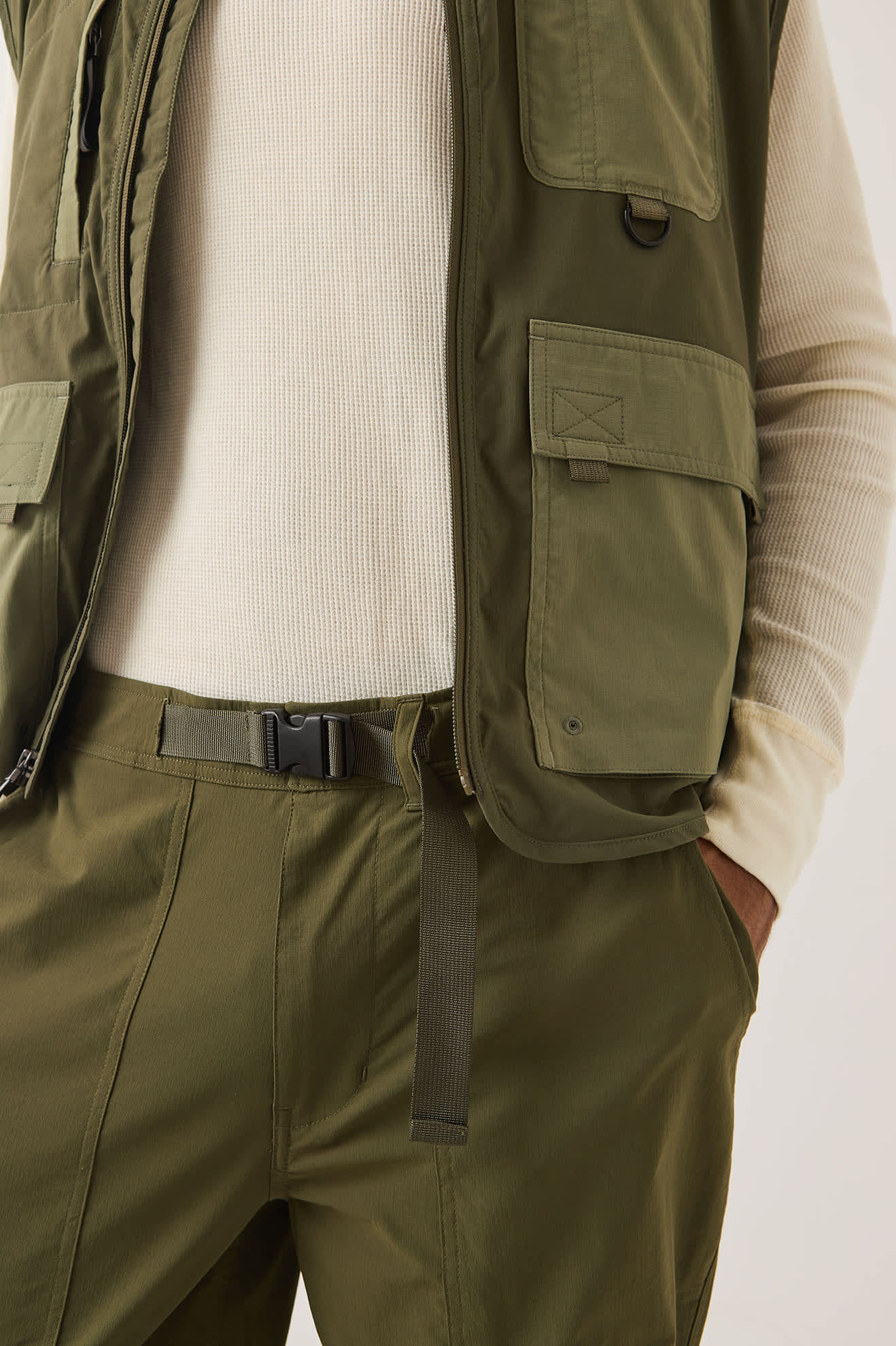 Men's Journey Utility Pant in the color Dark Olive/Olive Surplus - Additional Fit image