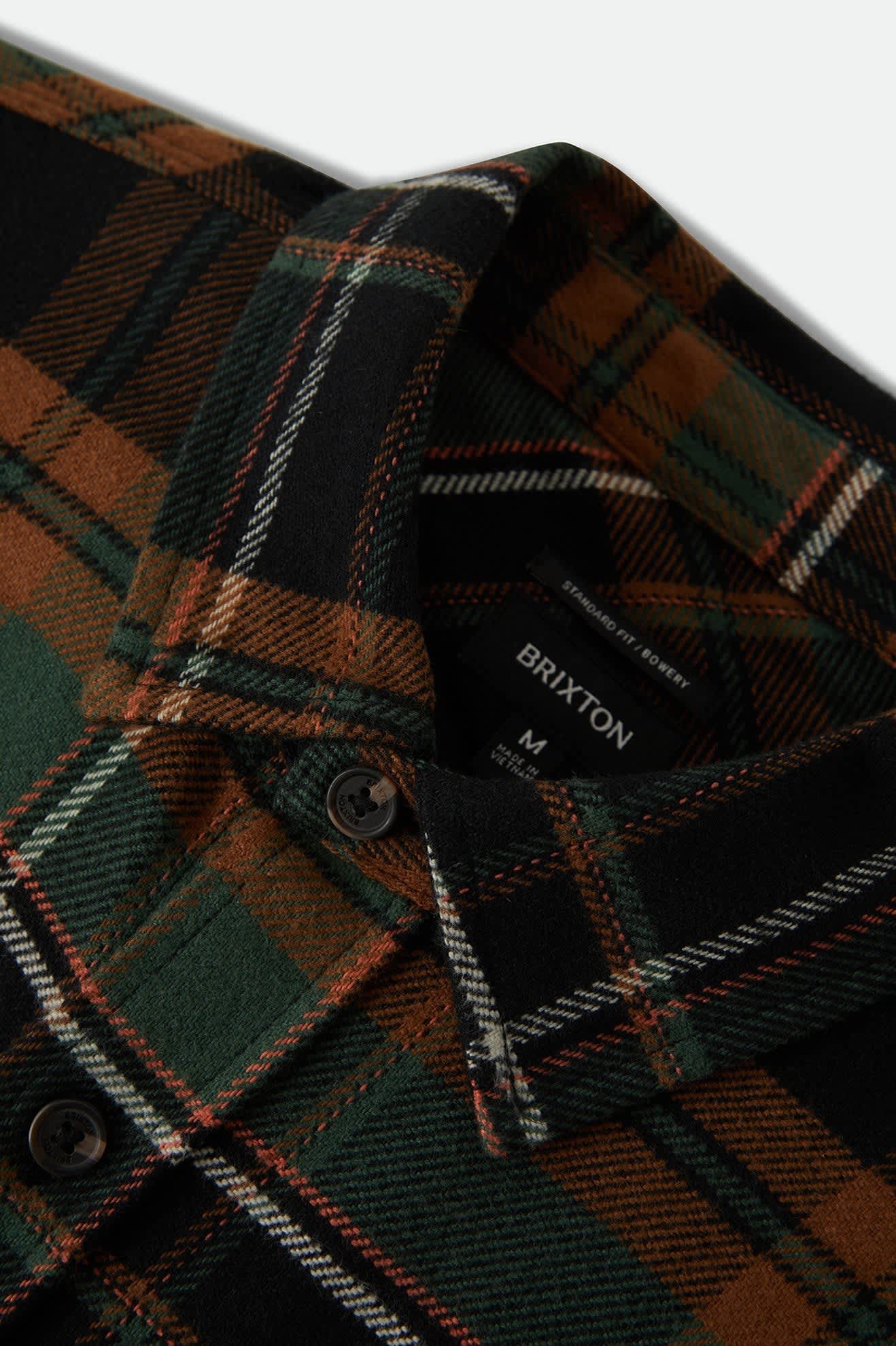 Men's Bowery Flannel in the color Black/Pine Needle - Additional Laydown image