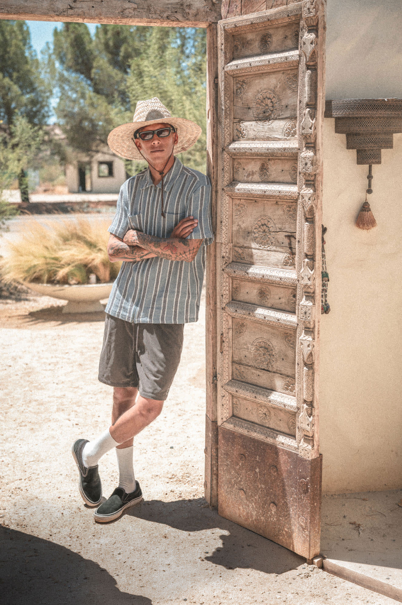 Men's The Dexter Textured Stripe Short Sleeve Shirt in the color Black/Dusty Blue - Men's Lifestyle image