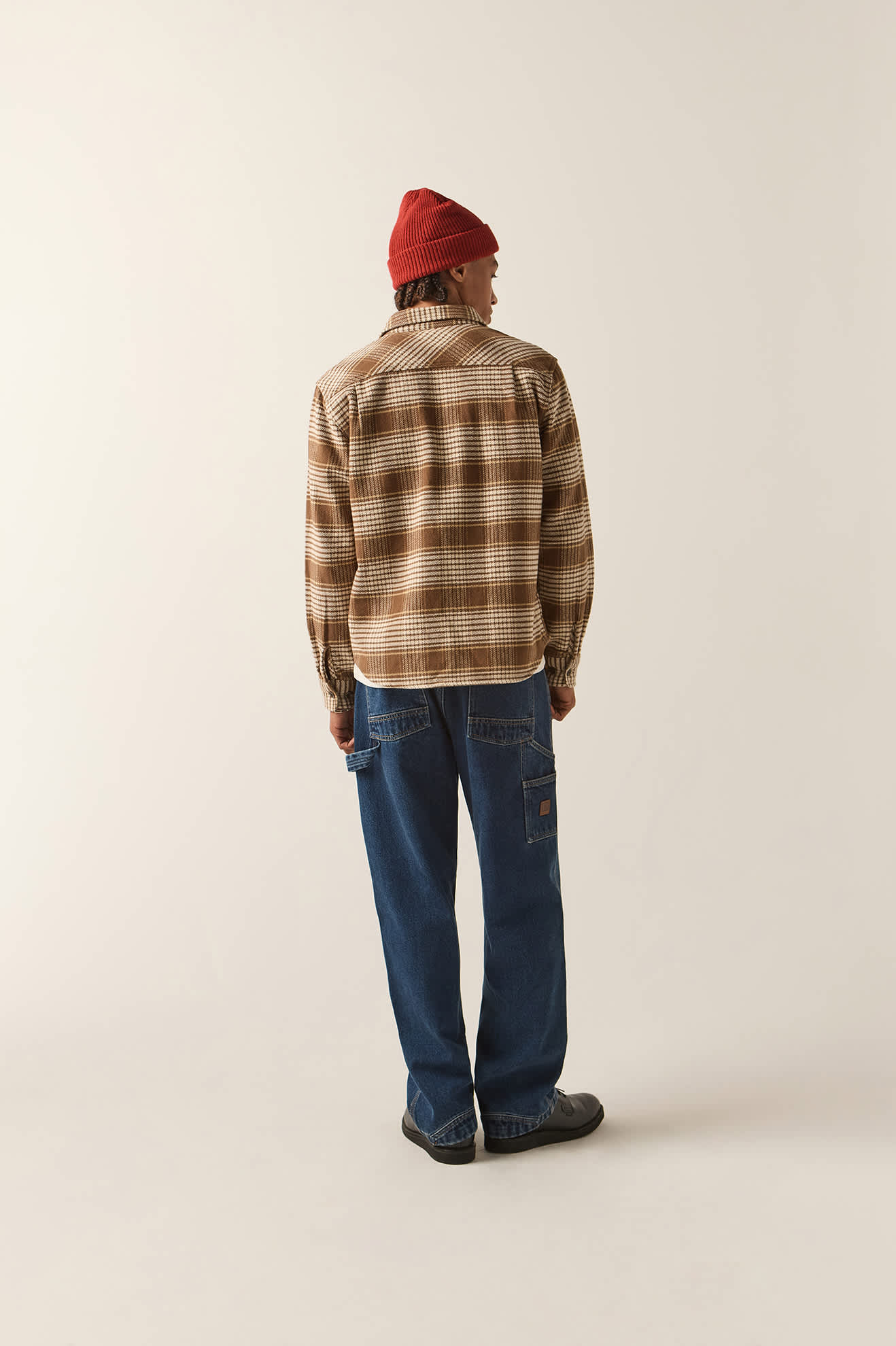 Men's Bowery Heavyweight Flannel in the color Pinecone Brown/Whitecap - Additional Fit image