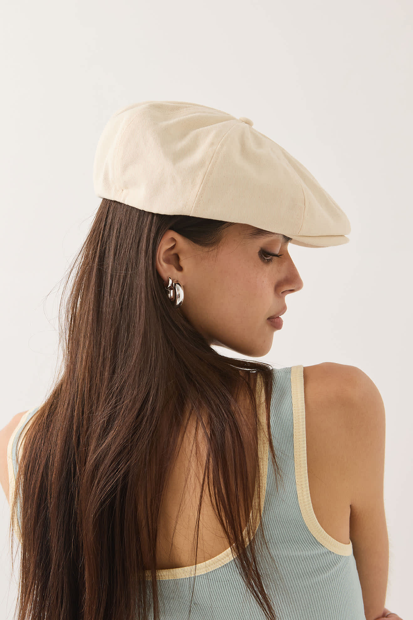 Unisex Brood Newsboy Cap in the color Egret White - Additional Fit image