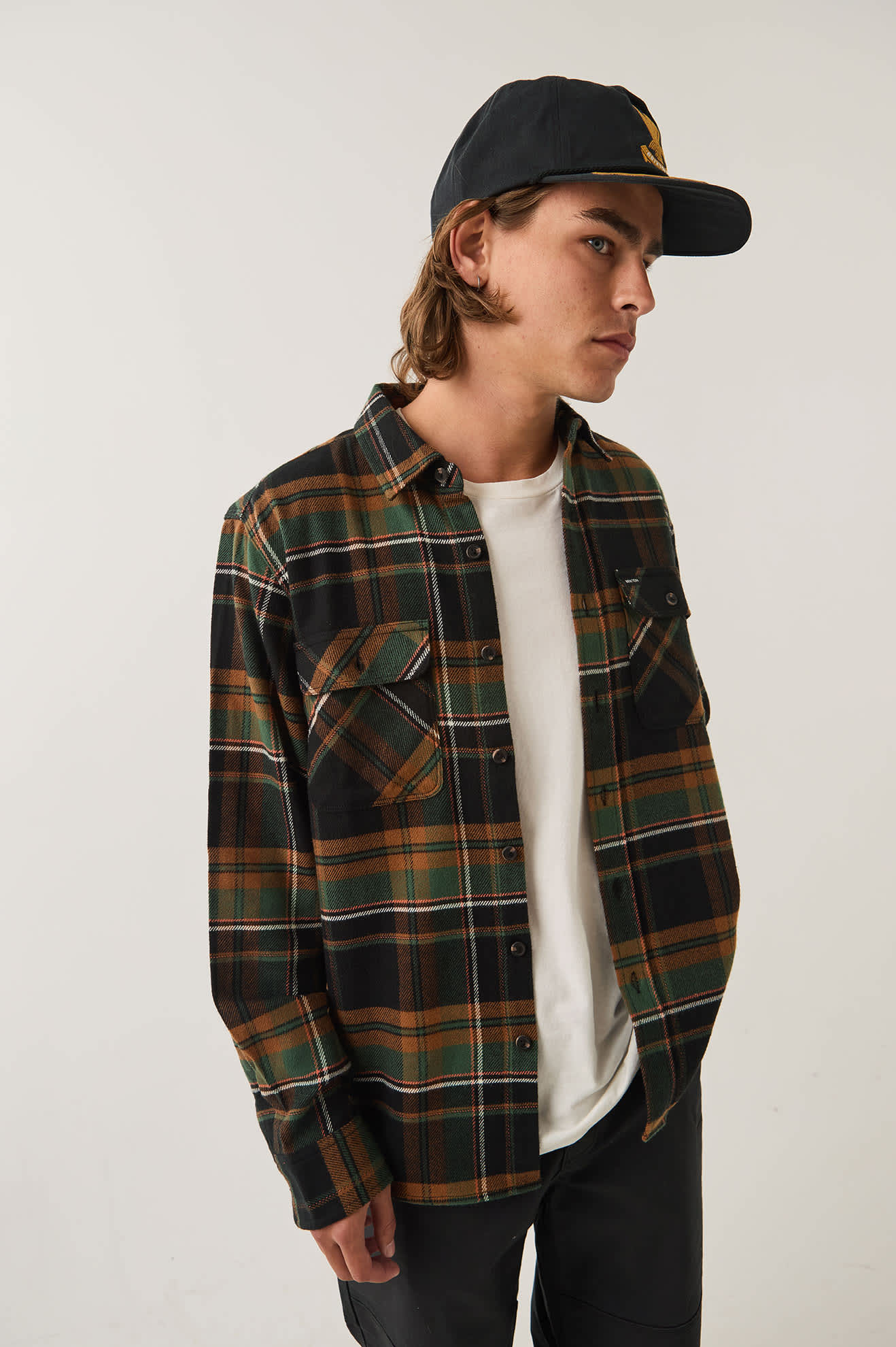 Men's Bowery Flannel in the color Black/Pine Needle - Additional Fit image
