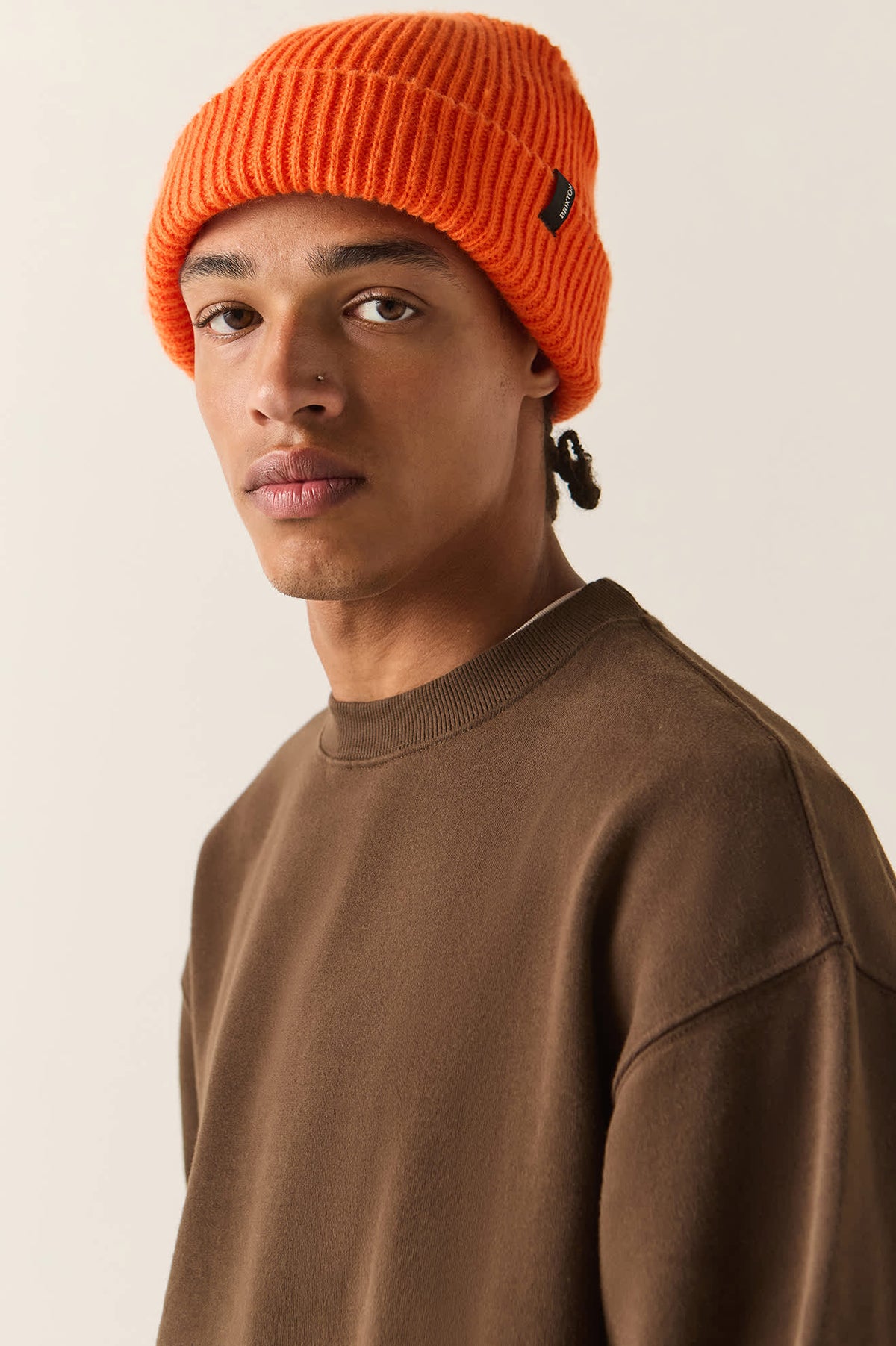 Men's Brixton Baseline Crew Fleece in the color Walnut Brown Vintage Wash - Additional Fit image