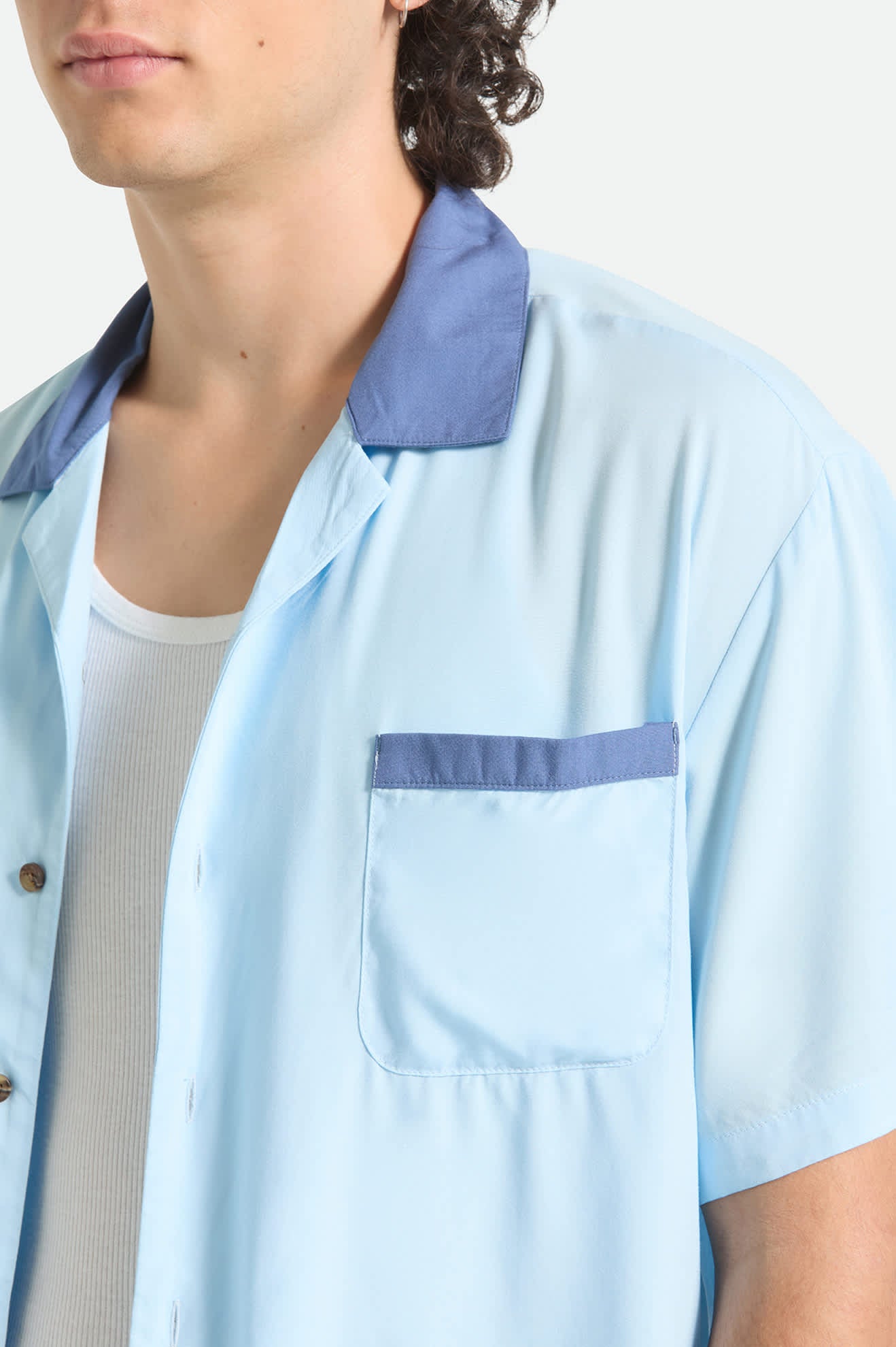 Men's Lafayette Short Sleeve Shirt in the color Blue Aura - Additional Fit image