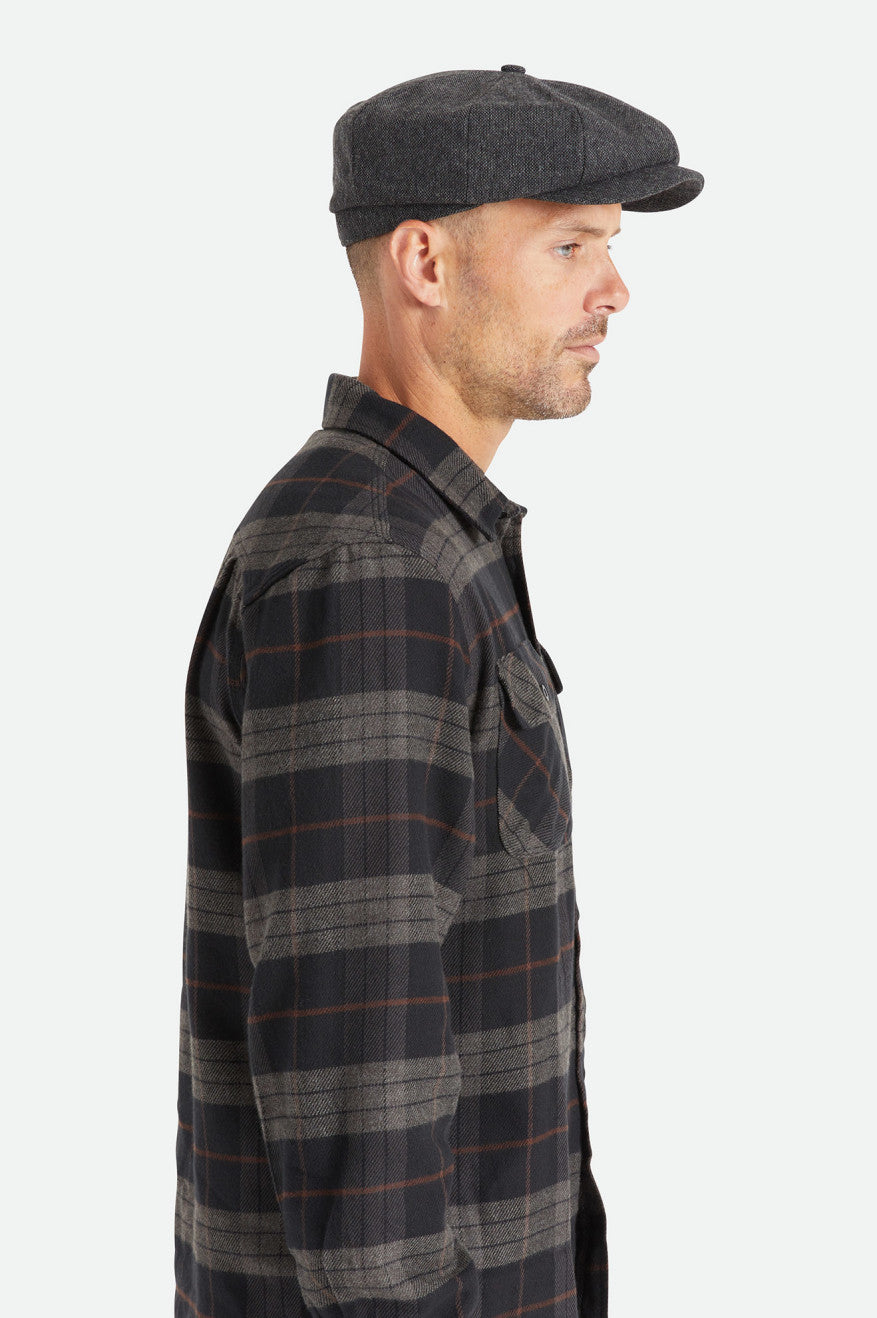 Newsboy cap with snap hot sale